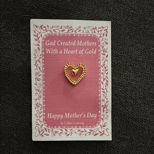 Gold Heart pin- Happy Mother’s Day